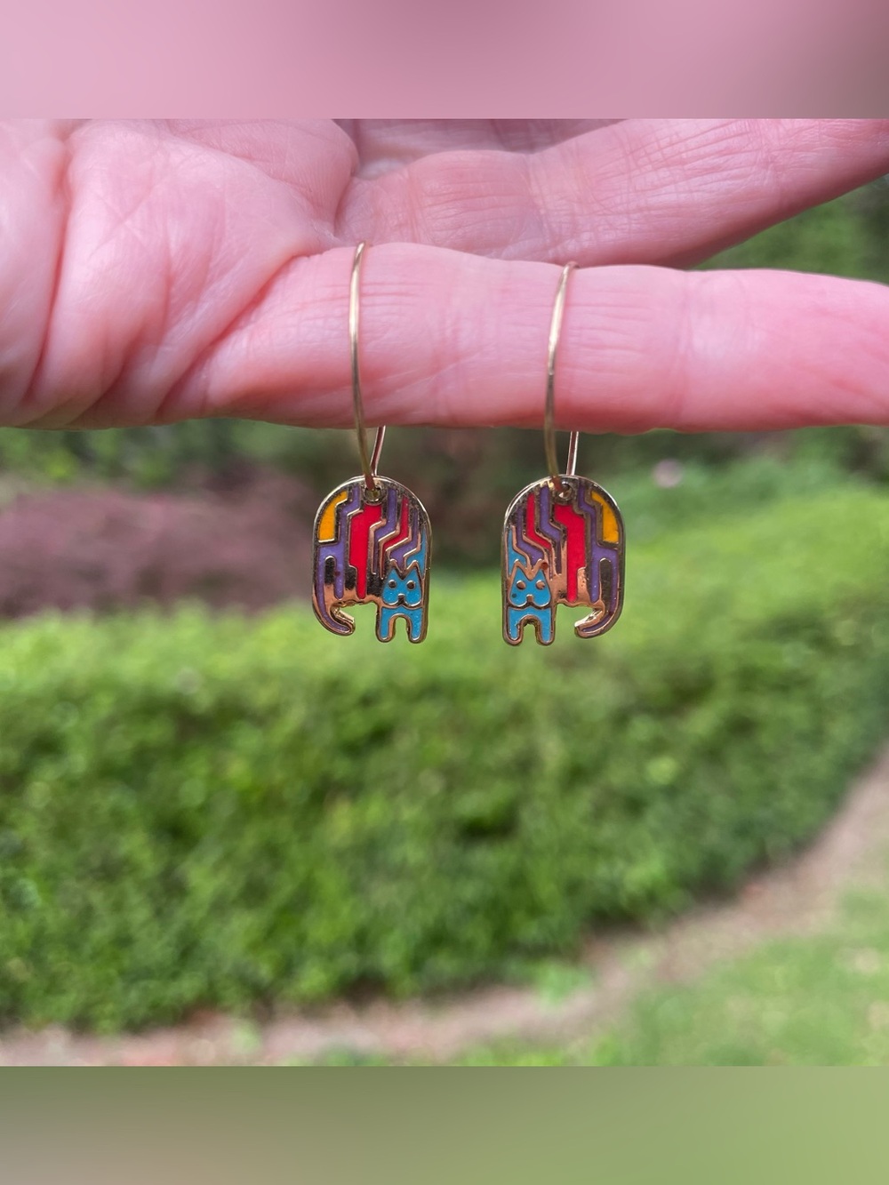 Vintage Laurel Burch Aztec Cat Enamel on Brass Earrings French Wire Hoops - Picture 10 of 12